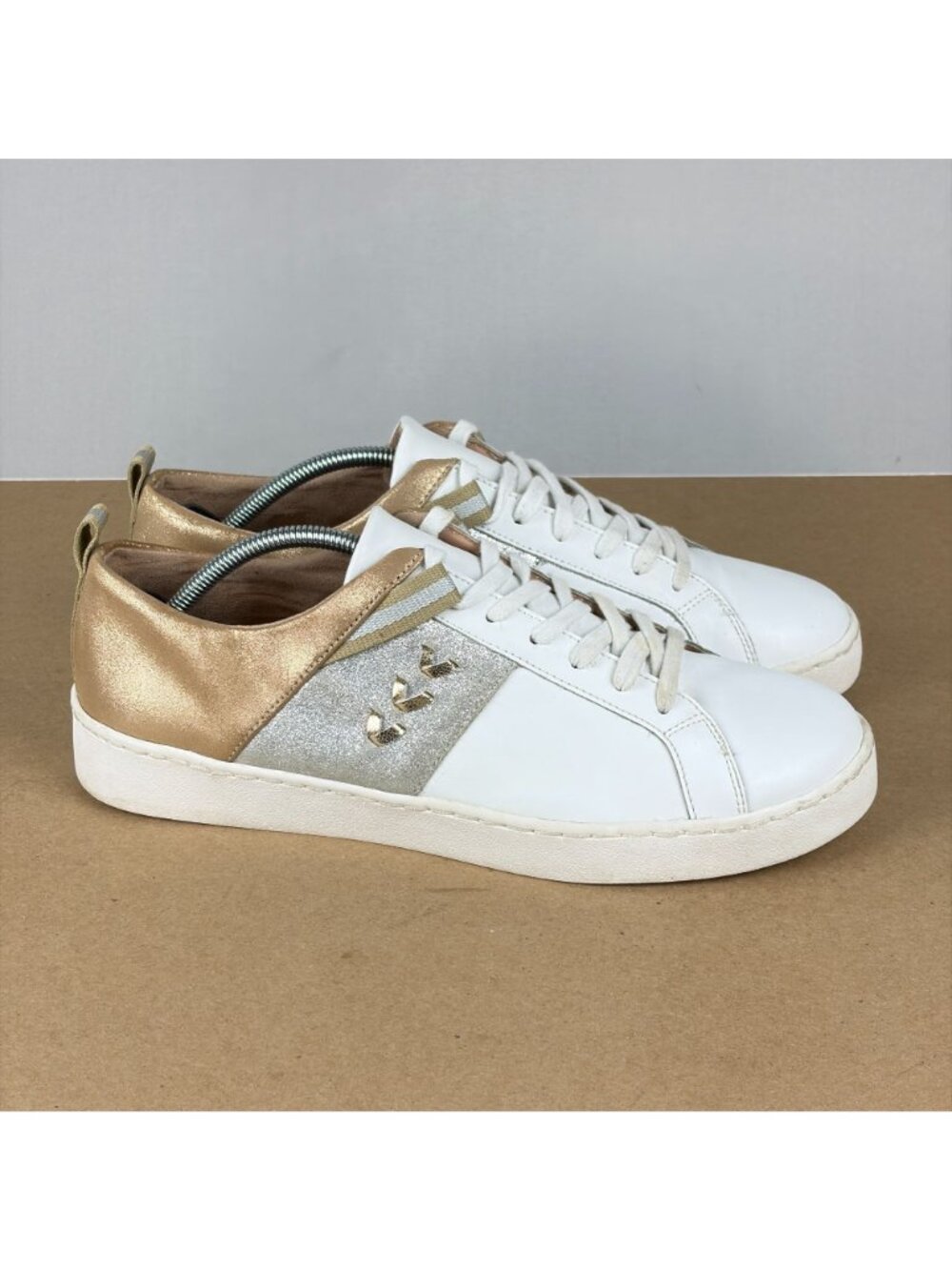 Jack Rogers Ainsley Metallic Leather Casual Shoes Womens 10 White Gold Silver - Picture 3 of 10